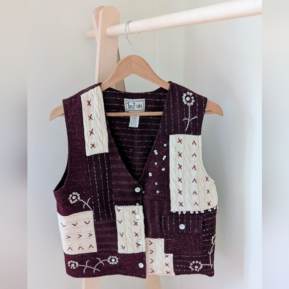 Vintage Tops - Vintage Embroidered Floral Abstract Wool Blend Sweater Vest in Burgundy/Ivory